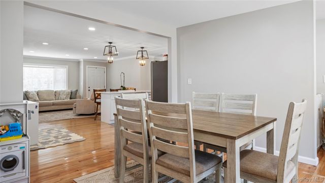 144 Avenue A, Holbrook, NY 11741