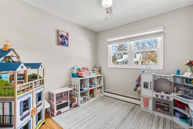 144 Avenue A, Holbrook, NY 11741