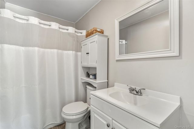 144 Avenue A, Holbrook, NY 11741