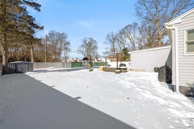 144 Avenue A, Holbrook, NY 11741