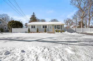 144 Avenue A, Holbrook, NY 11741