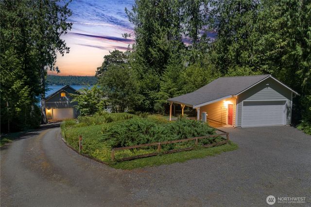 860 E Sunset Road, Shelton, WA 98584