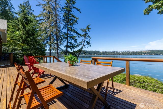 860 E Sunset Road, Shelton, WA 98584