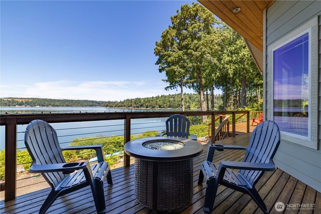 860 E Sunset Road, Shelton, WA 98584