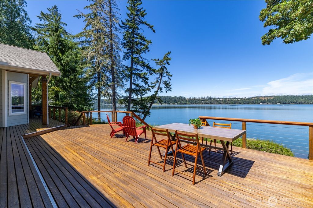 860 E Sunset Road, Shelton, WA 98584