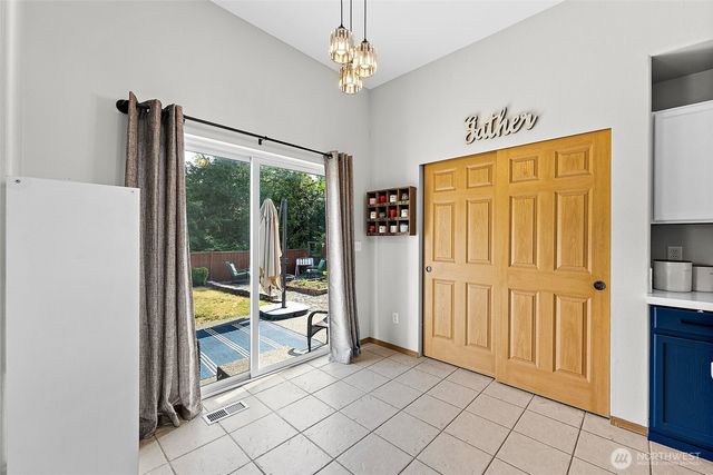 209 Groff Avenue NW, Orting, WA 98360