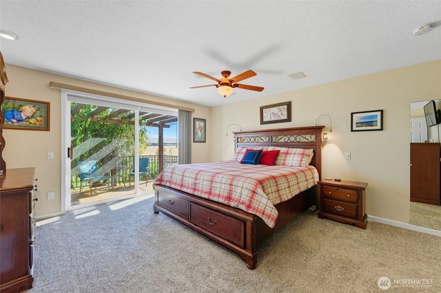 288 Meadowlark Lane, Touchet, WA 99360