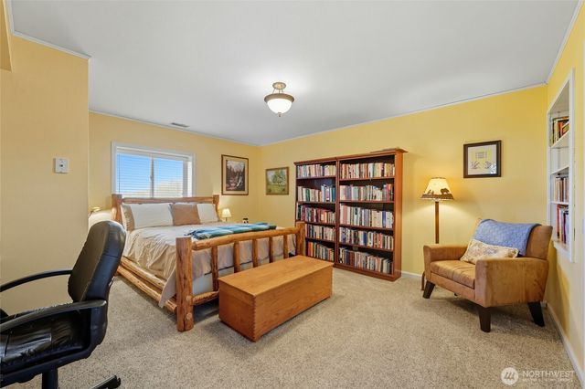 288 Meadowlark Lane, Touchet, WA 99360