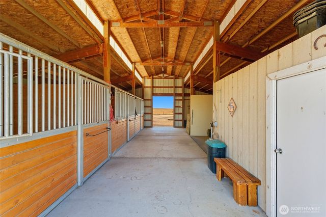 288 Meadowlark Lane, Touchet, WA 99360