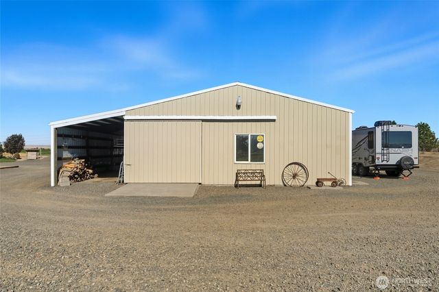 288 Meadowlark Lane, Touchet, WA 99360