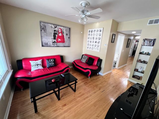 2330 N Lockwood Avenue 1, Chicago, IL 60639