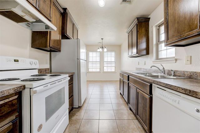 8501 Durland Way, Oklahoma City, OK 73114