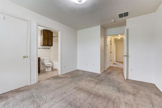 8501 Durland Way, Oklahoma City, OK 73114