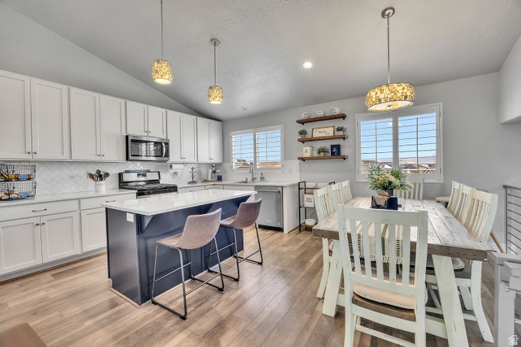 6531 S SUN RAY DR, West Valley City, UT 84081 — photo 2