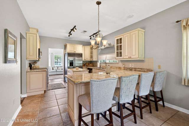 56113 E Diamondhead Drive, Diamondhead, MS 39525