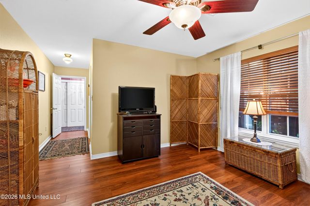 56113 E Diamondhead Drive, Diamondhead, MS 39525