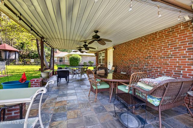 56113 E Diamondhead Drive, Diamondhead, MS 39525