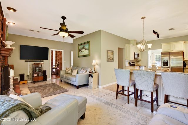 56113 E Diamondhead Drive, Diamondhead, MS 39525