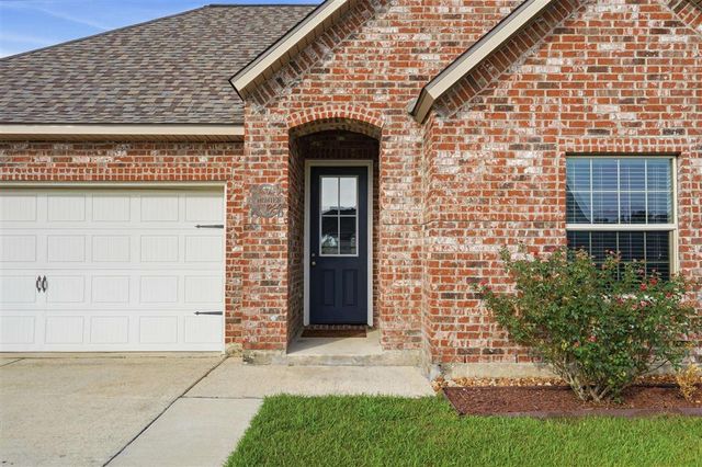 5770 Highland Hills Boulevard, Iowa, LA 70647