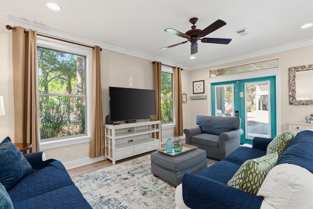 226 Tahitian Way, Destin, FL 32541
