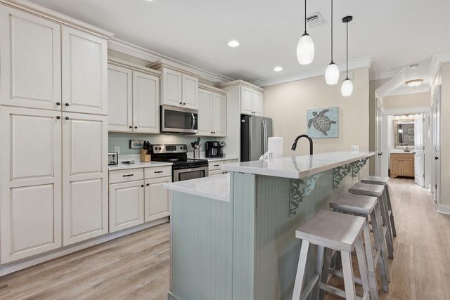 226 Tahitian Way, Destin, FL 32541