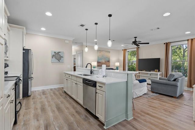 226 Tahitian Way, Destin, FL 32541