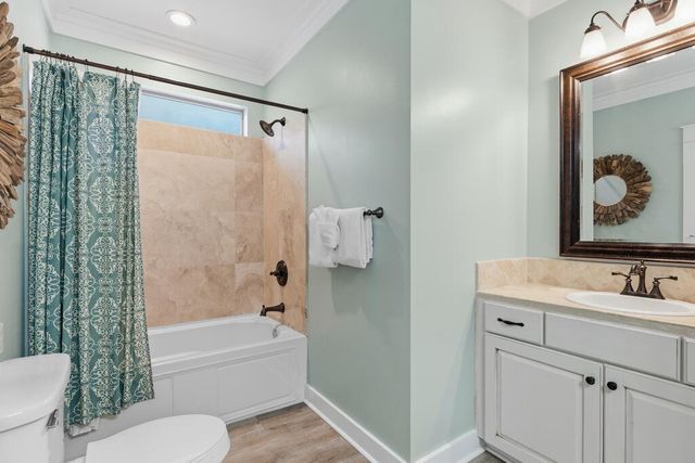 226 Tahitian Way, Destin, FL 32541