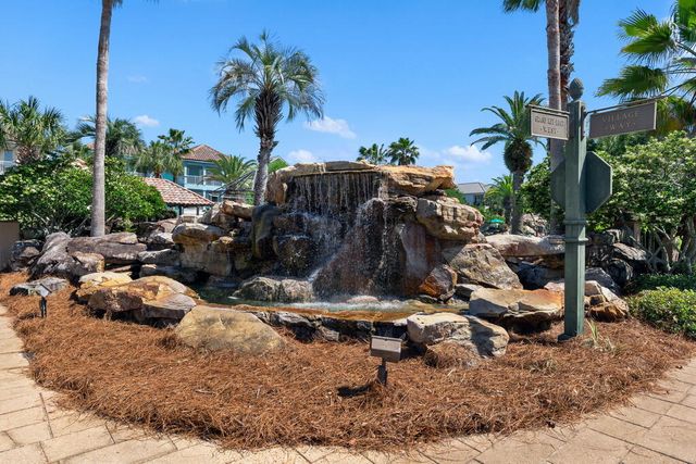 226 Tahitian Way, Destin, FL 32541