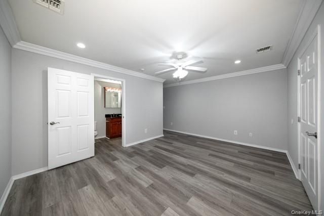 30 Overlook Drive 30, Farmingville, NY 11738