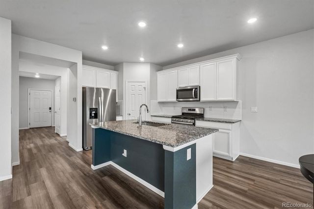 4126 S Netherland Circle, Aurora, CO 80013