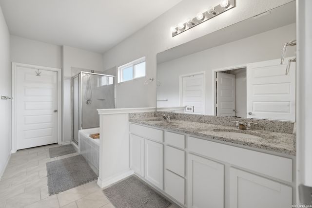 521 AMBER CRK, Cibolo, TX 78108