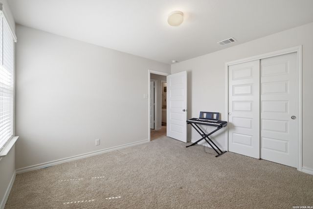 521 AMBER CRK, Cibolo, TX 78108