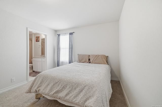521 AMBER CRK, Cibolo, TX 78108