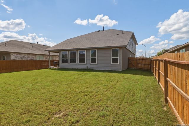 521 AMBER CRK, Cibolo, TX 78108