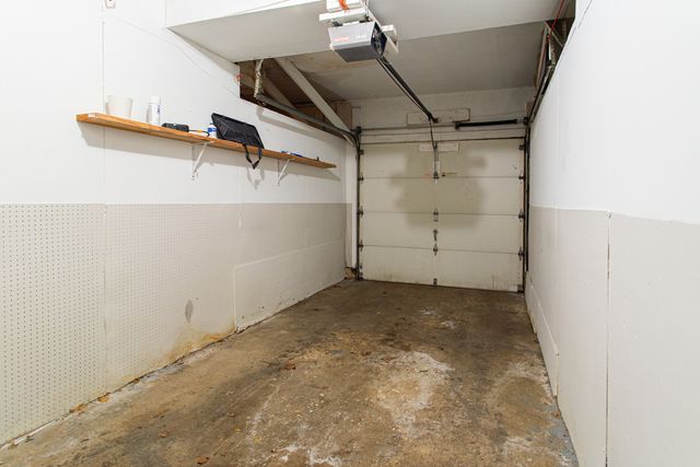 1452 Bear Flag Drive 1, Hanover Park, IL 60133