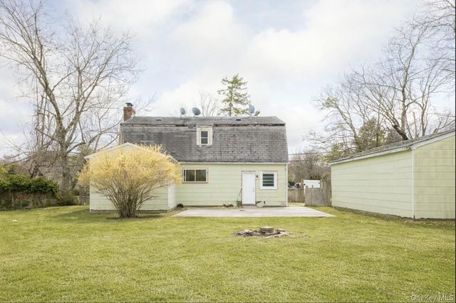 51 Southaven Avenue, Medford, NY 11763