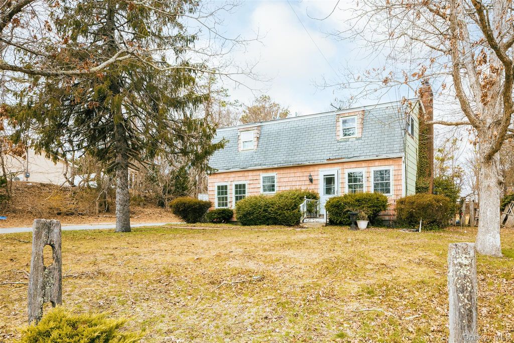 51 Southaven Avenue, Medford, NY 11763