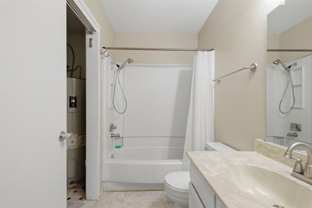 5909 Lake Hubbard Parkway 211, Garland, TX 75043