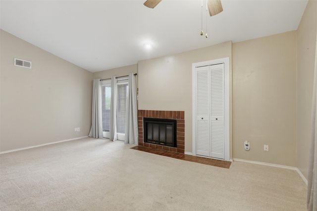 5909 Lake Hubbard Parkway 211, Garland, TX 75043