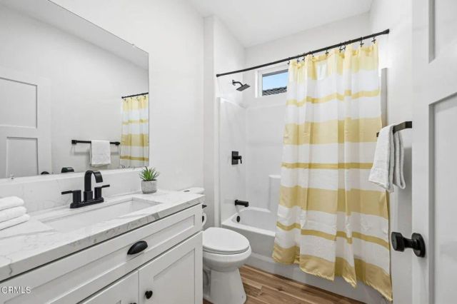 1131 W 2nd Street, Oxnard, CA 93030