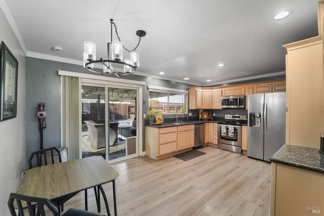 113 Richard Pl, Vacaville, CA 95687