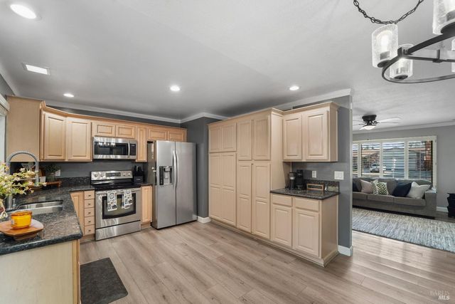 113 Richard Pl, Vacaville, CA 95687