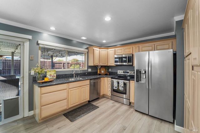 113 Richard Pl, Vacaville, CA 95687