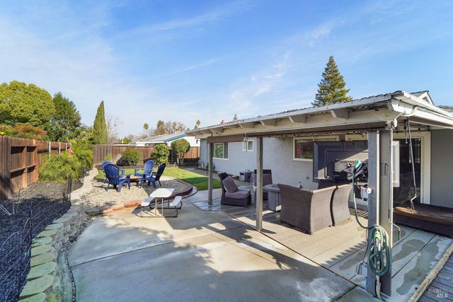 113 Richard Pl, Vacaville, CA 95687