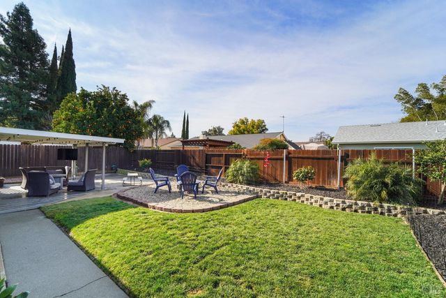 113 Richard Pl, Vacaville, CA 95687