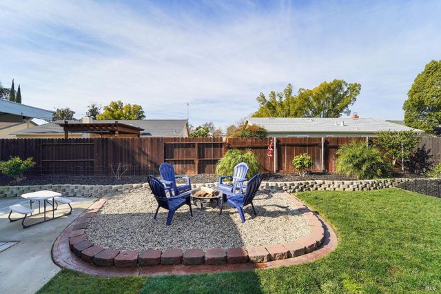 113 Richard Pl, Vacaville, CA 95687