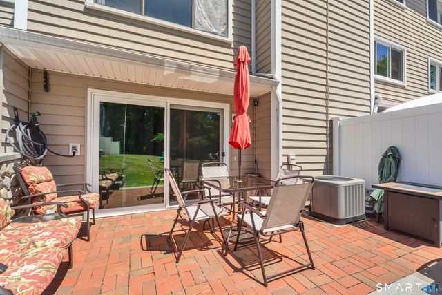 384 Monticello Drive 384, Branford, CT 06405