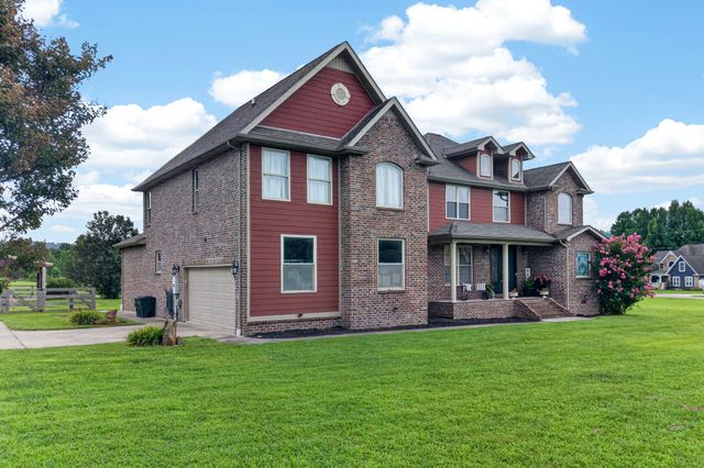 915 Brotherton Dr, Cookeville, TN 38506