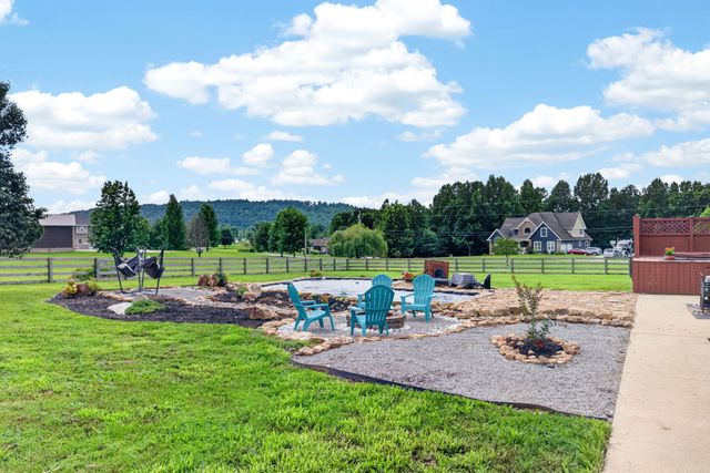 915 Brotherton Dr, Cookeville, TN 38506