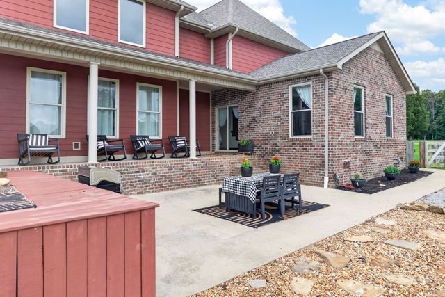 915 Brotherton Dr, Cookeville, TN 38506
